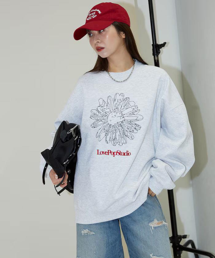 LOVE POP STUDIO FLOWER EMBROIDERY SWEAT【Limited Edition】