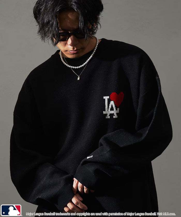 Custom HEART LOGO KNIT - Black