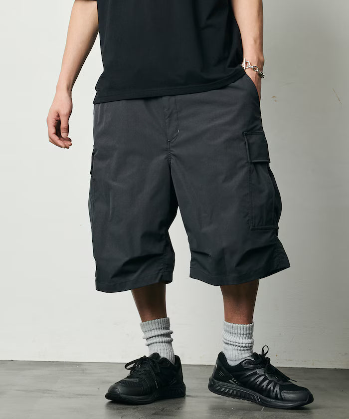 Quick Dry Fabric Wide Silhouette Poly Rip Cross Short Cargo Pants/UV Cut/Quick Dry 【Limited Release】 - Charcoal Gray