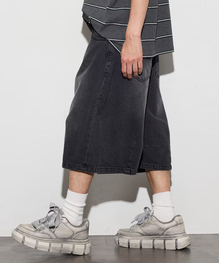 Wide Silhouette Vintage Processed Cropped Curve Denim Shorts