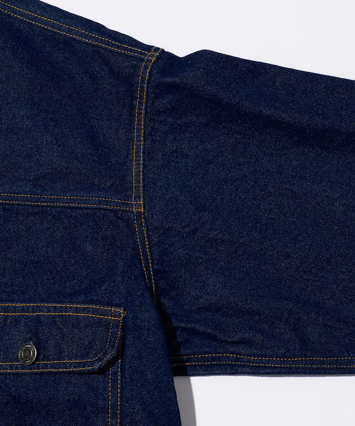 Short-Length Relaxed Denim Trucker Jacket