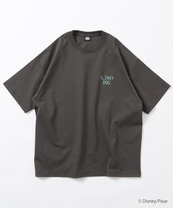 [TOY STORY] Exclusive Back Print Crew Neck T-Shirt / Slinky Dog [Limited Edition]