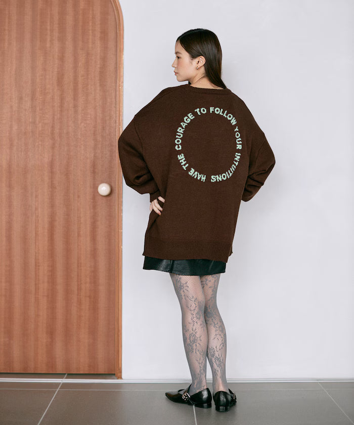 Sweat-like Lettered Knit / Jacquard Knit