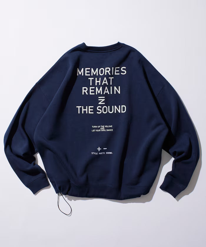 Big silhouette one-point embroidery back print hem code crew neck sweatshirt 【limited edition】