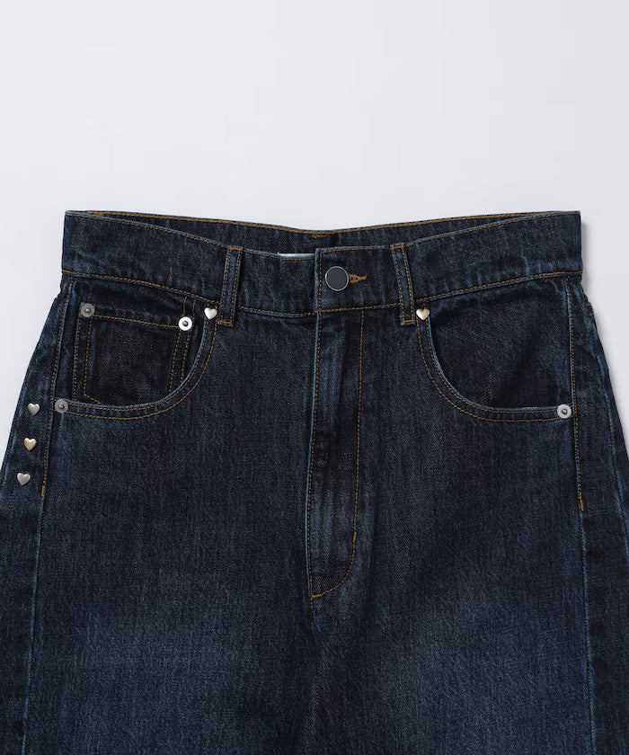 [March 11, 12:00 release] Heart Studs Curvy Denim / Wide Silhouette