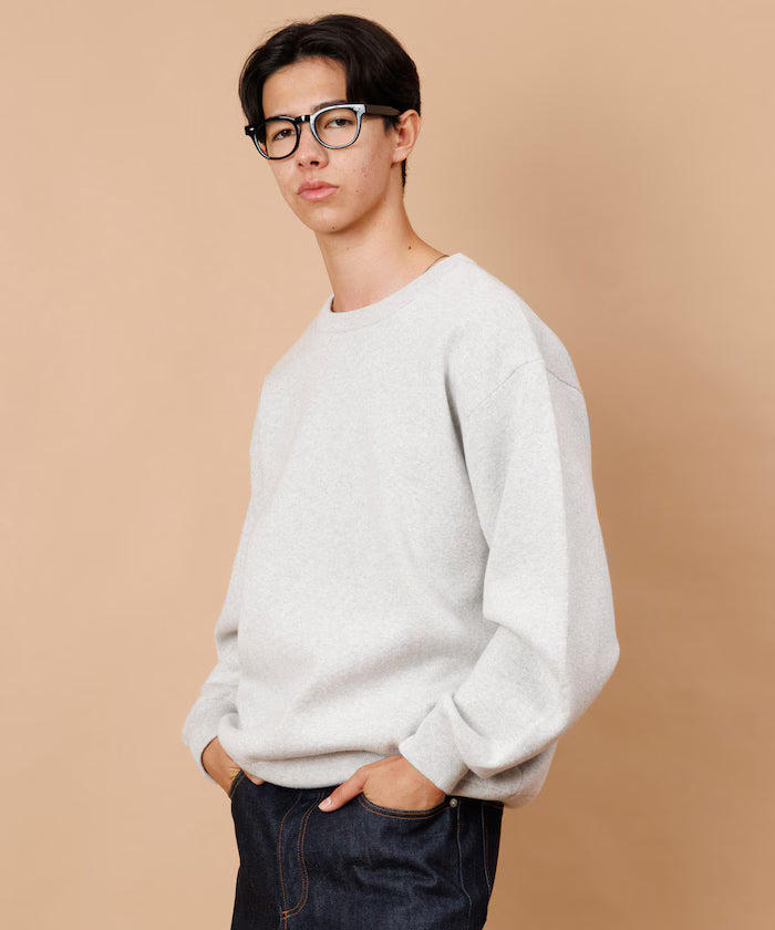 Sweat-like Crew Neck Knit