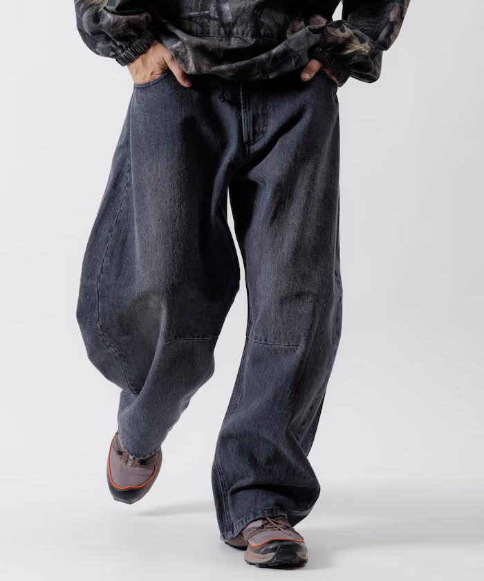 Wide Silhouette Curve Denim Pants One Wash