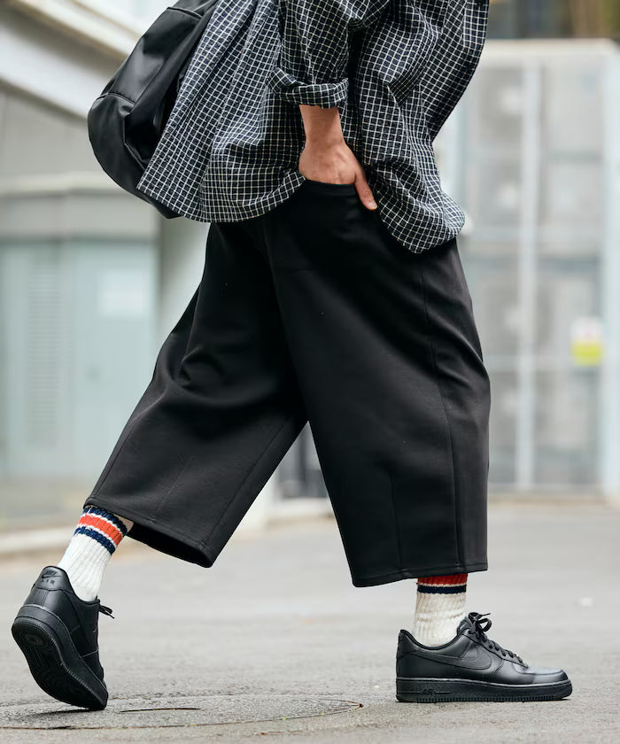 Limited Release Wide Silhouette Cool Touch Quarter-Length Sweatpants Contact Cooling