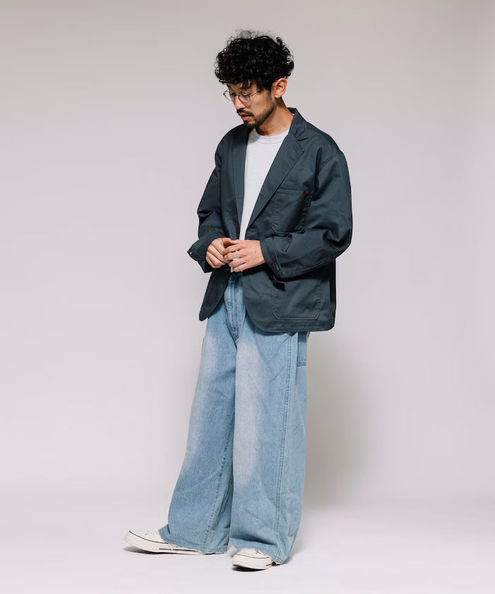 Wide Silhouette Straight Denim