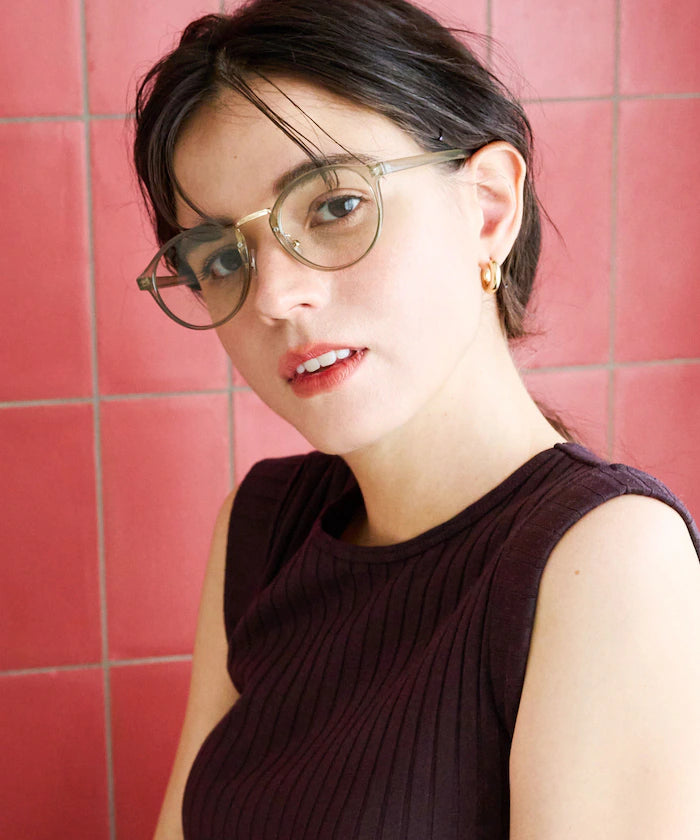 Dimming Lens Boston Fashion Glasses [Limited Edition]