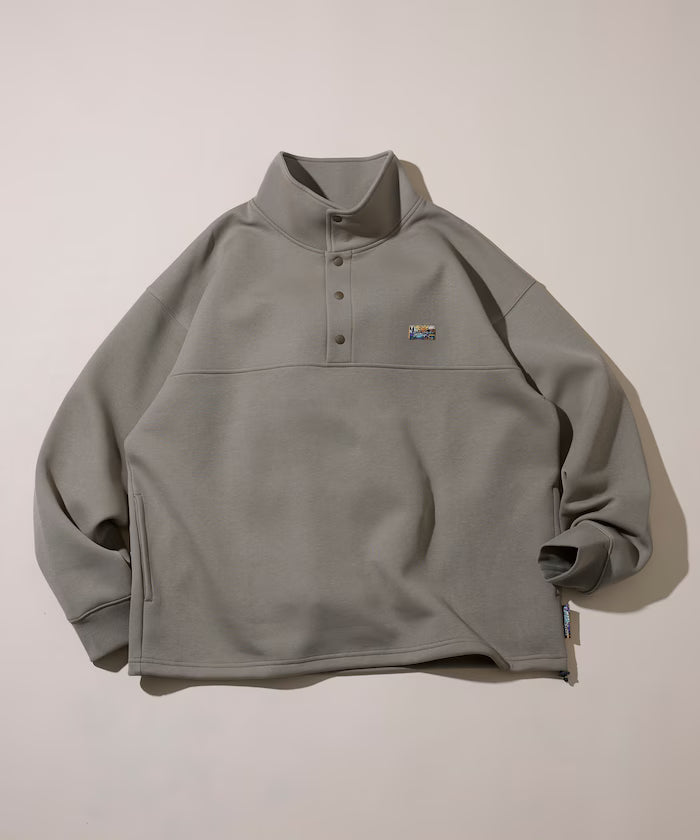 Big Silhouette Spindle Cardboard One Point Logo Snap Button Sweat - Beige