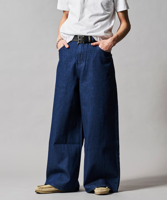 Wide Flare Silhouette Denim Pants [Limited Edition]