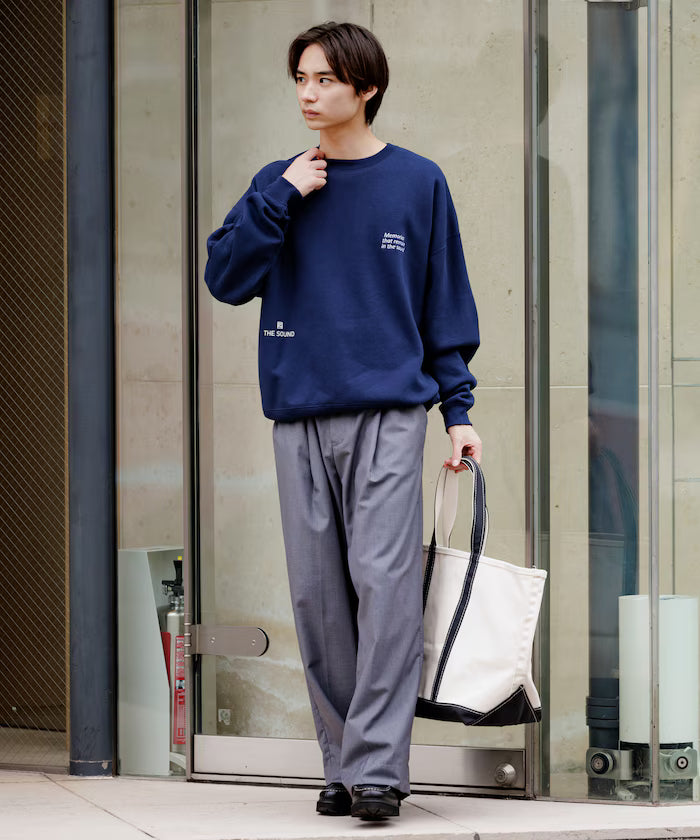 Big silhouette one-point embroidery back print hem code crew neck sweatshirt 【limited edition】