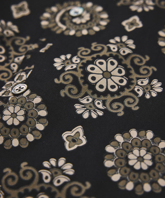 [New color added] Indian-made Relaxed Fit Batik Pattern Print Open Collar Shirt Short Sleeve Small Pattern