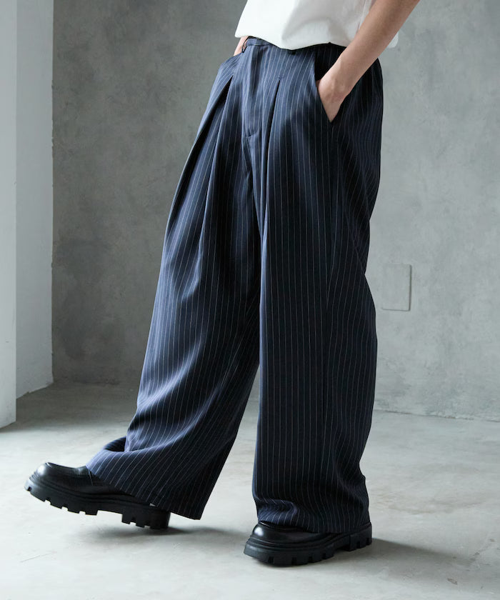 Tuck Wide Slacks [Limited Edition]