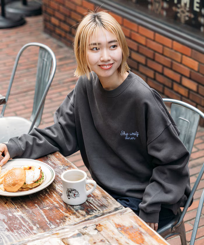 SHE WOLF DINER×FREAK'S STORE/She Wolf Diner Exclusive Big Silhouette Back Embroidered Crewneck Sweatshirt/WOLF [Limited Edition]