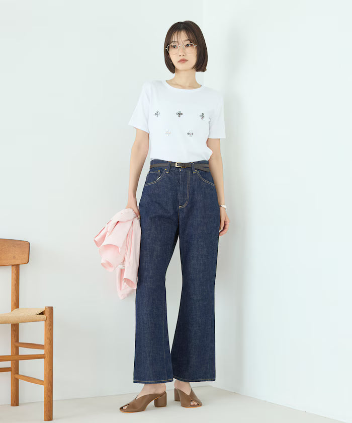 Shell Button Flower Motif Cotton Modal T-Shirt