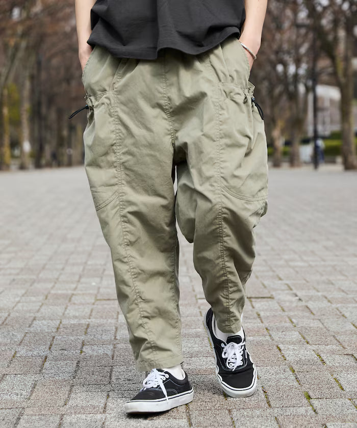 Wide Silhouette Barrel Leg Pocket Code Easy Cargo Pants [Limited Edition] - Beige
