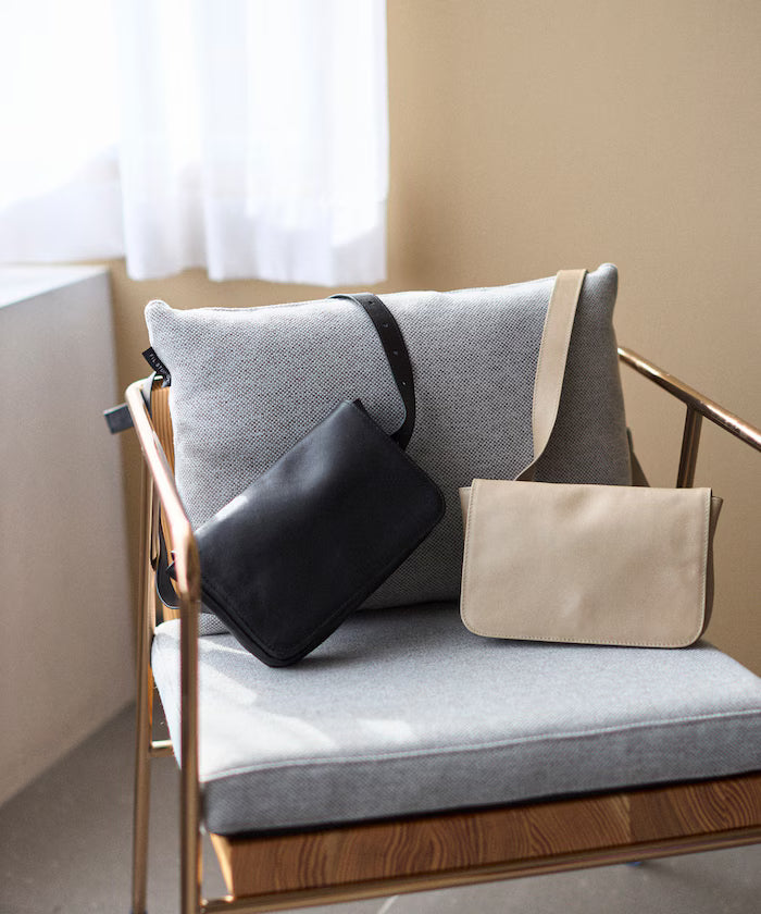 Leather Waist Pouch / Cowhide / Water-Repellent Leather