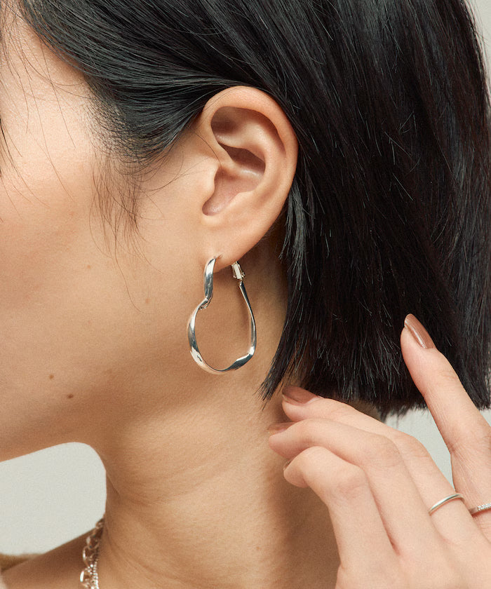 Heart Hoop Earrings / For Both Ears - Silver