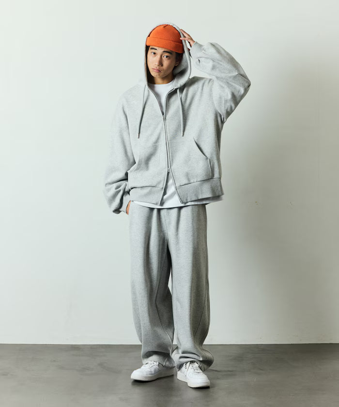 Wide Silhouette Bonding Barrel Leg Sweatpants 【Limited Edition】