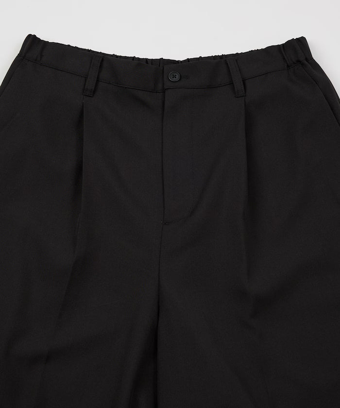 1-Tack Baggy Silhouette Slacks Short Pants