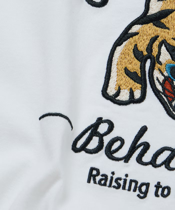 Big Silhouette Design Back Embroidery Crew Neck T-Shirt / TIGER 【Limited Edition】