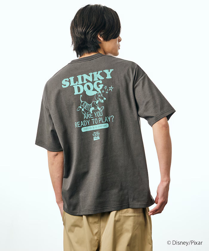 [TOY STORY] Exclusive Back Print Crew Neck T-Shirt / Slinky Dog [Limited Edition] - Black
