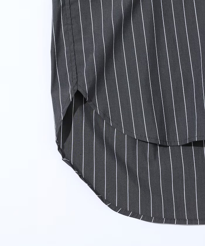 Oversized Long Sleeve Brooch Shirt