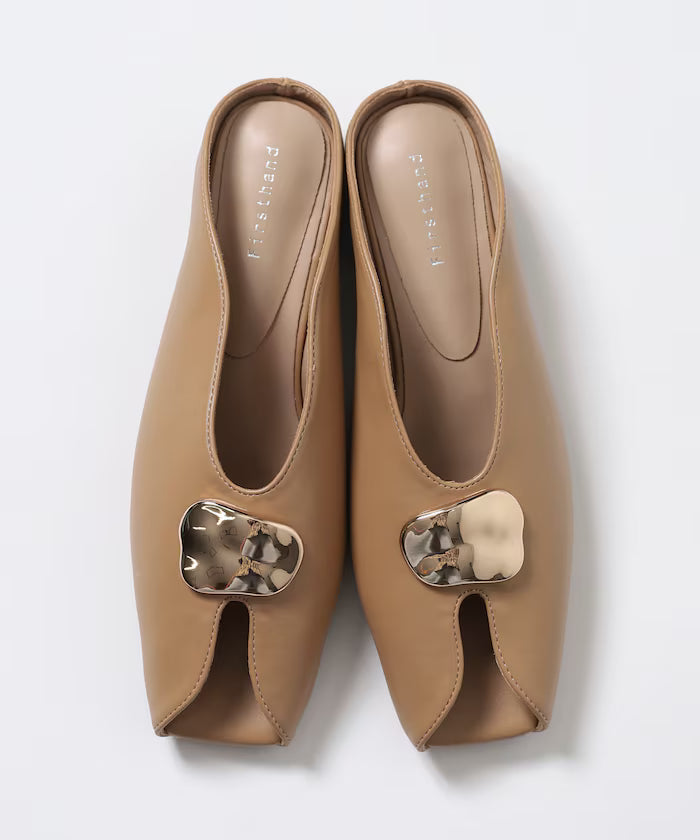 Metal Plate Open Toe Shoes