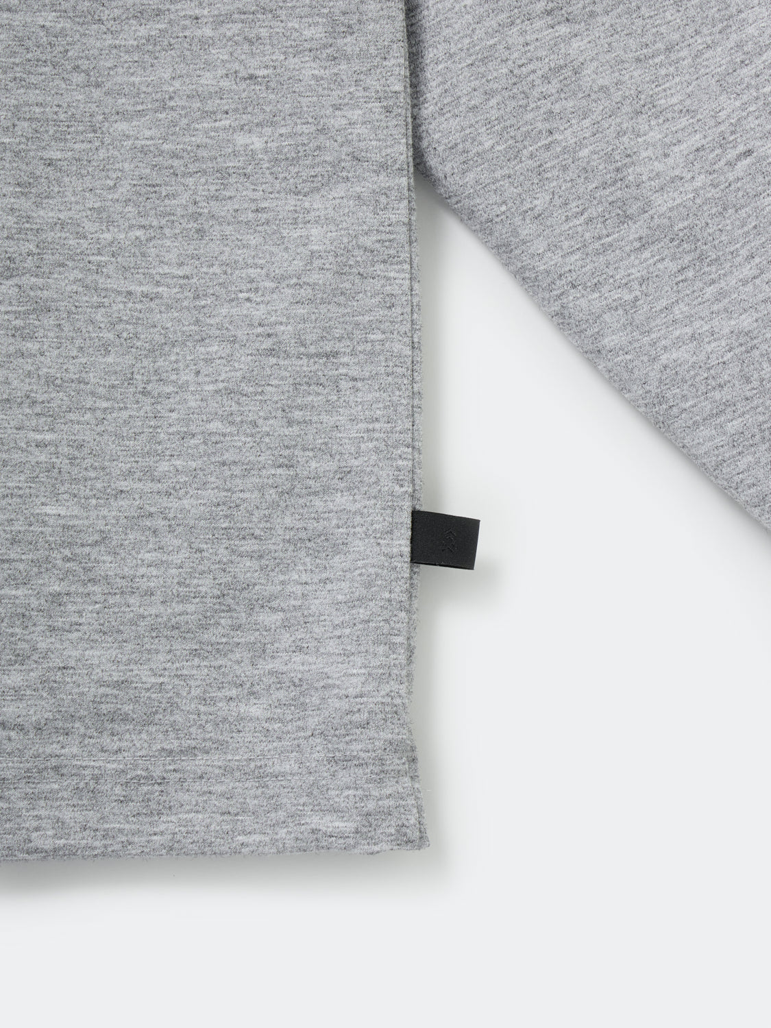 TECH DRAWSTRING TEE L/S