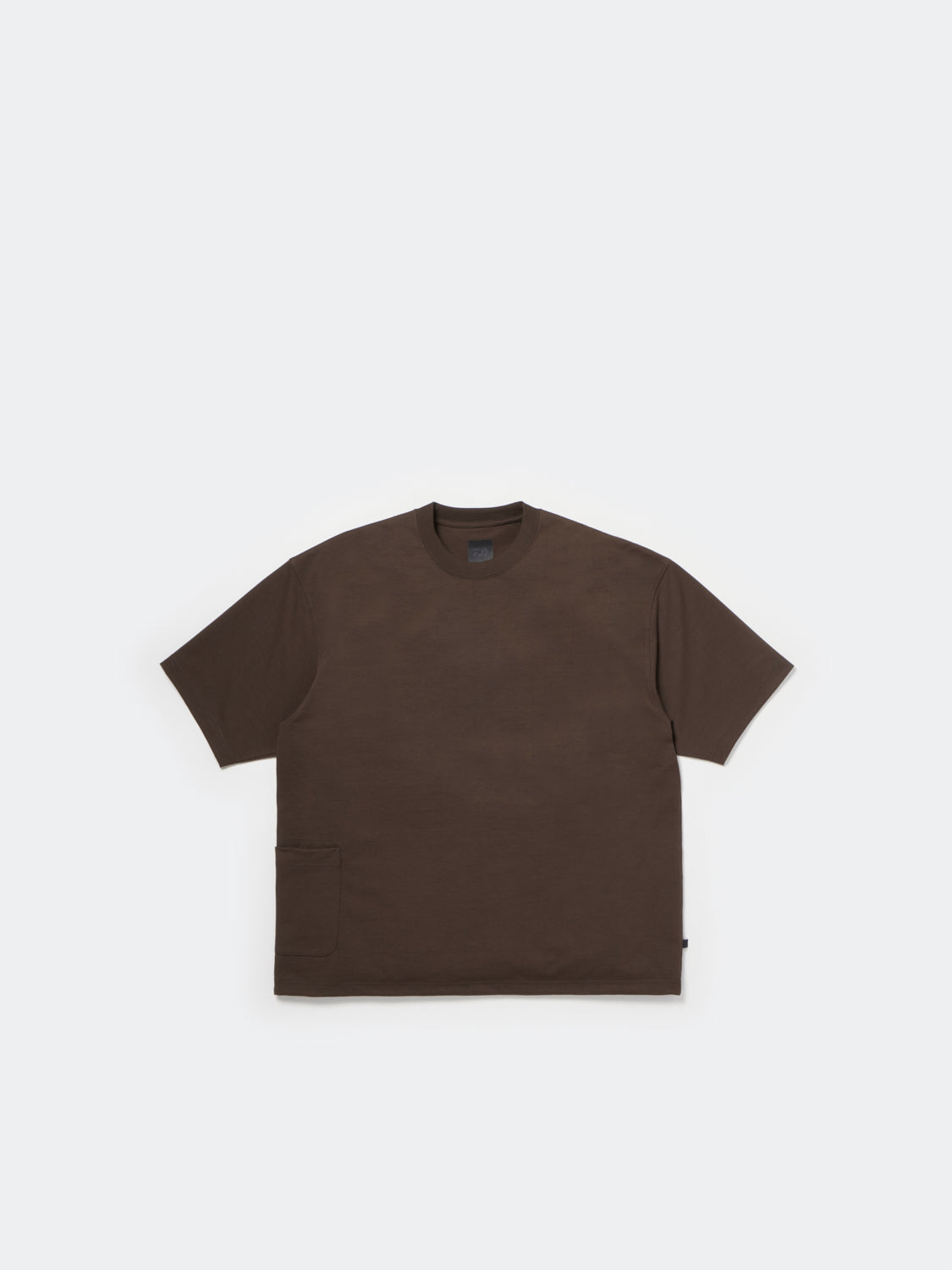 TECH SIDE POCKET S/S TEE - D.BROWN