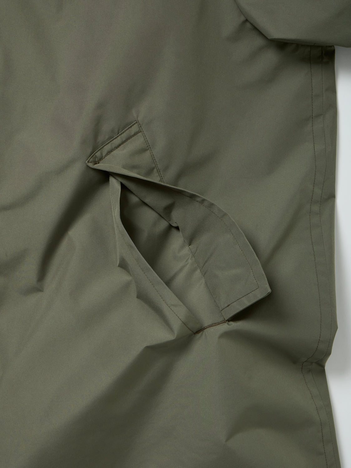 W's WINDSTOPPER® TECH BALMACAAN RAIN COAT
