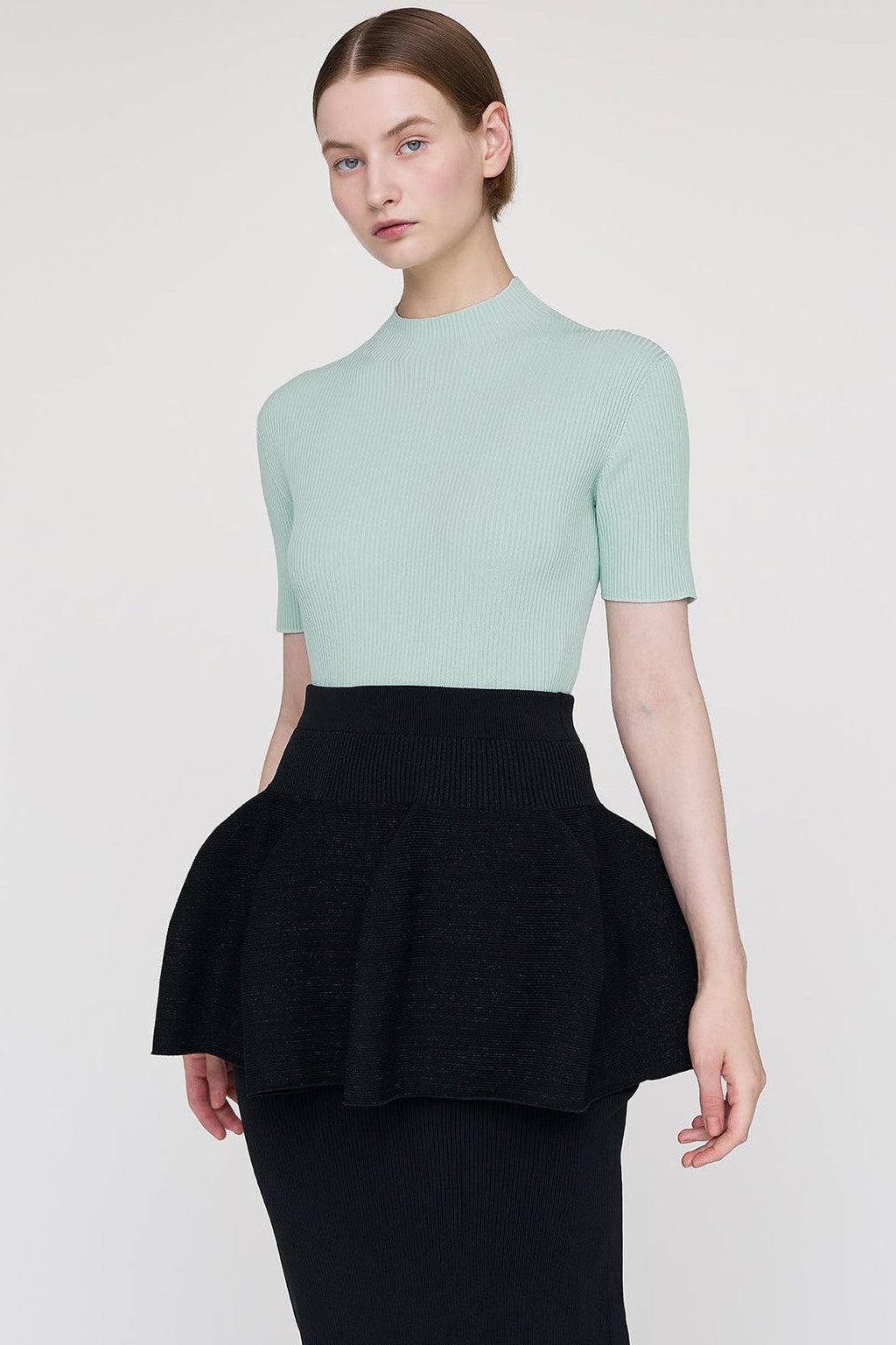 PORTRAIT SHORT SLEEVE TOP