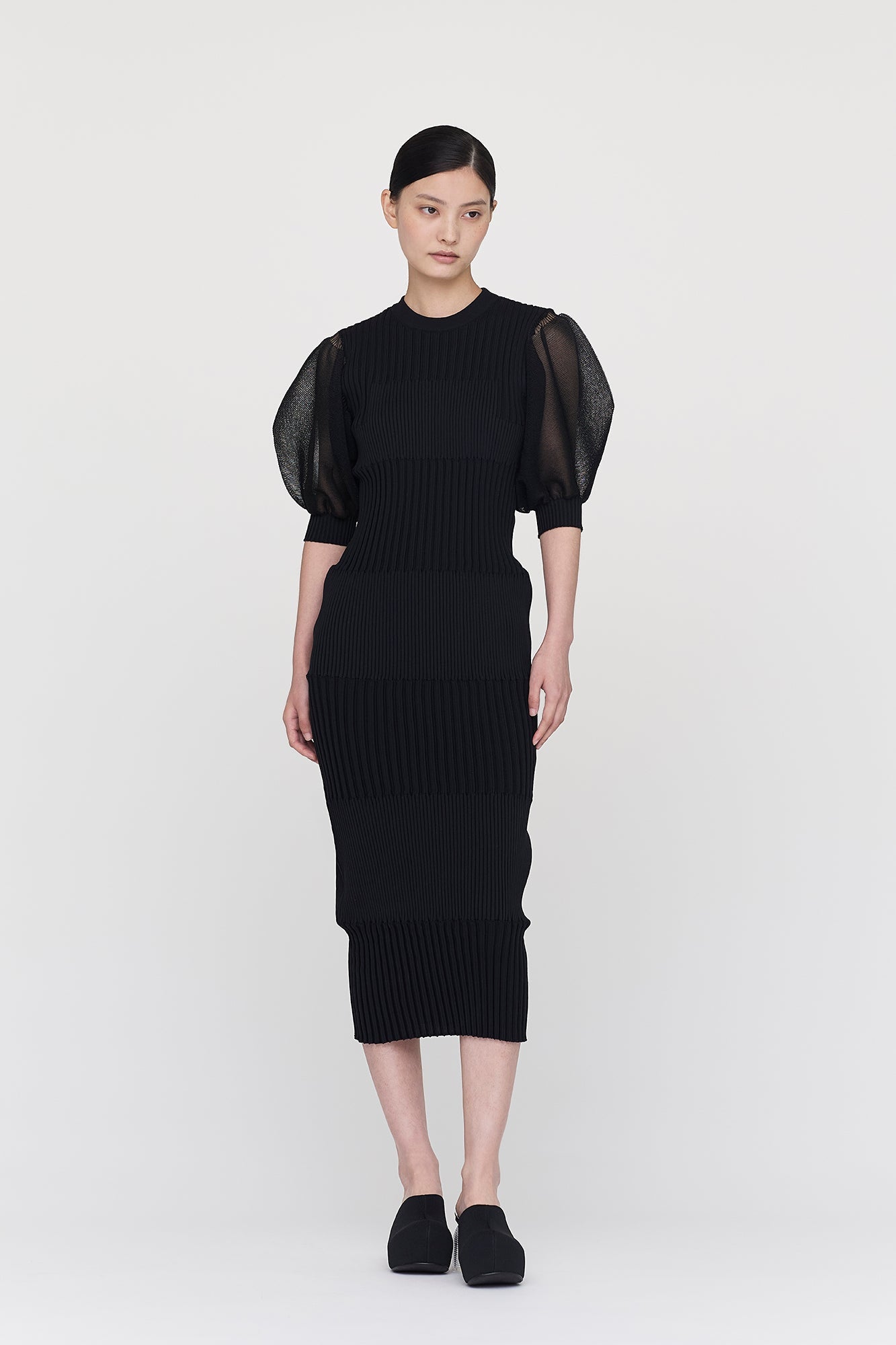 FLUTED LUCENT PUFF SLEEVE DRESS