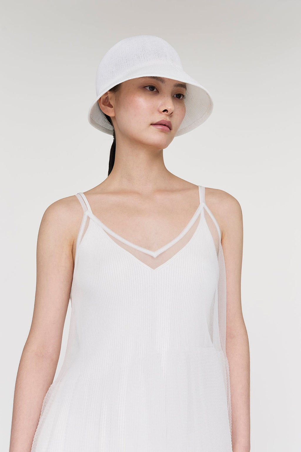 MESH KNIT GLITTER ASYMMETRIC HAT