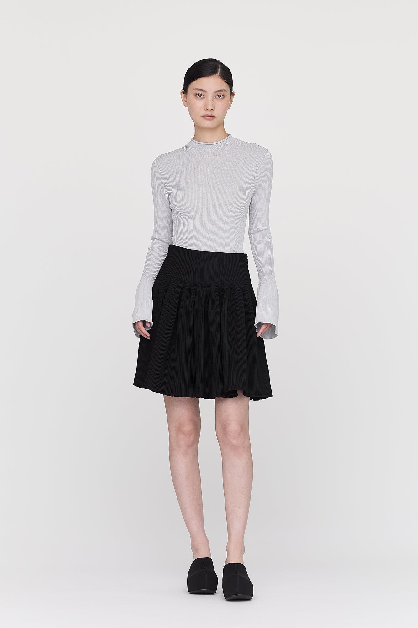 SOFT PORTRAIT LONG BELL SLEEVE TOP