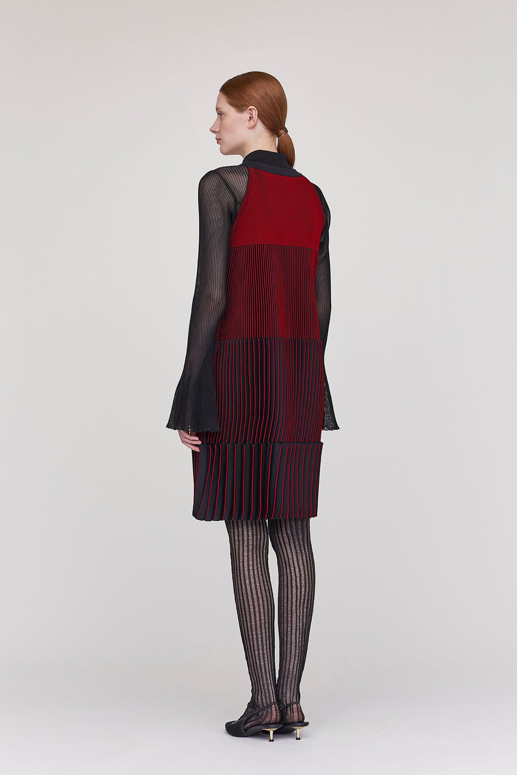 ACCORDION SLEEVELESS MINI DRESS