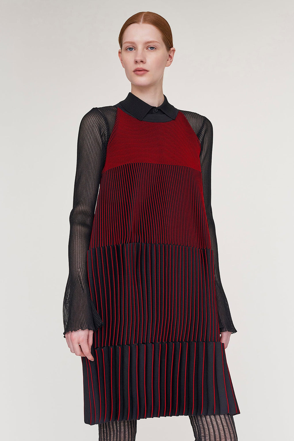 ACCORDION SLEEVELESS MINI DRESS