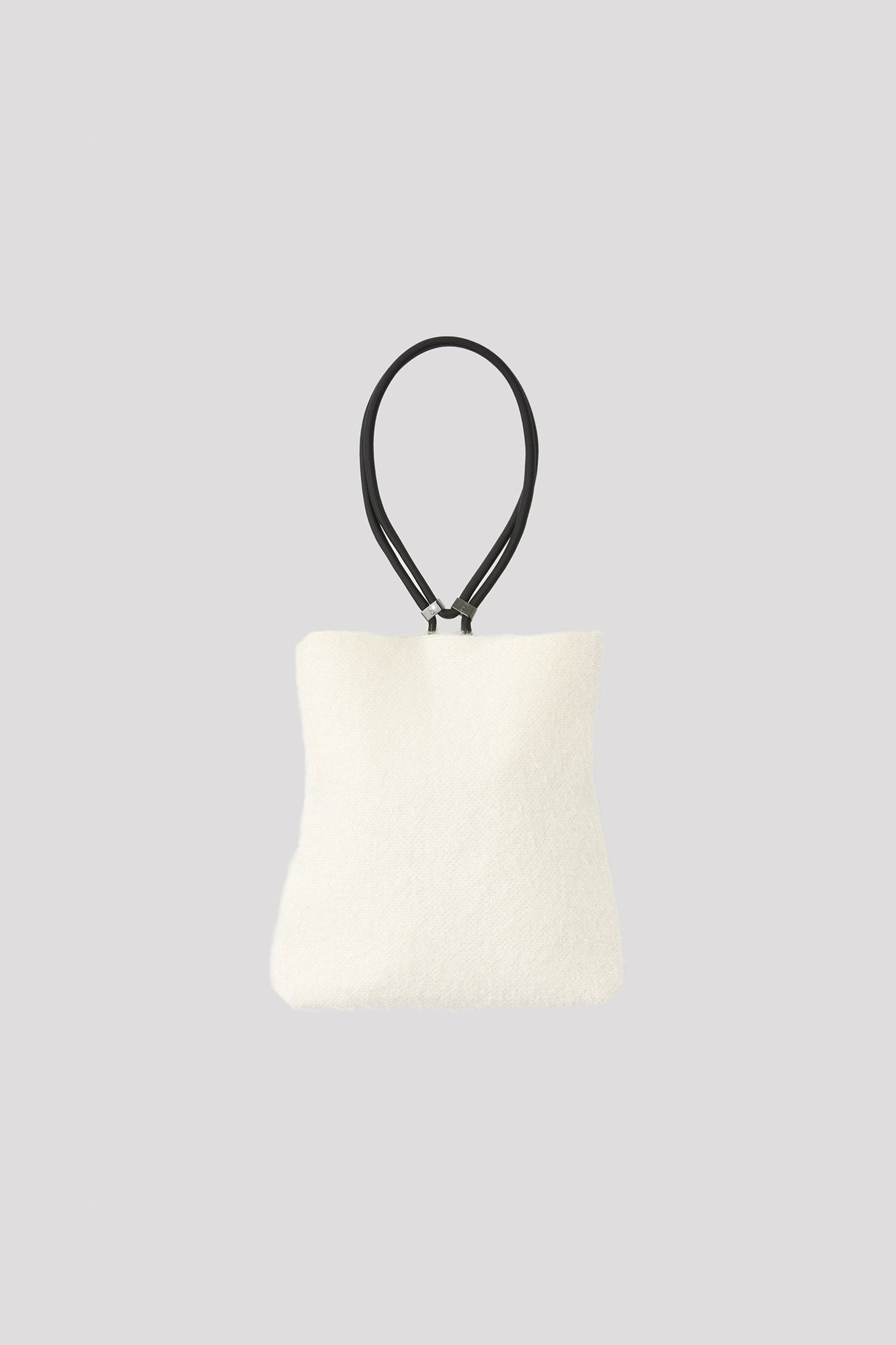 DOUGHY LUXE HAND BAG - PEARL