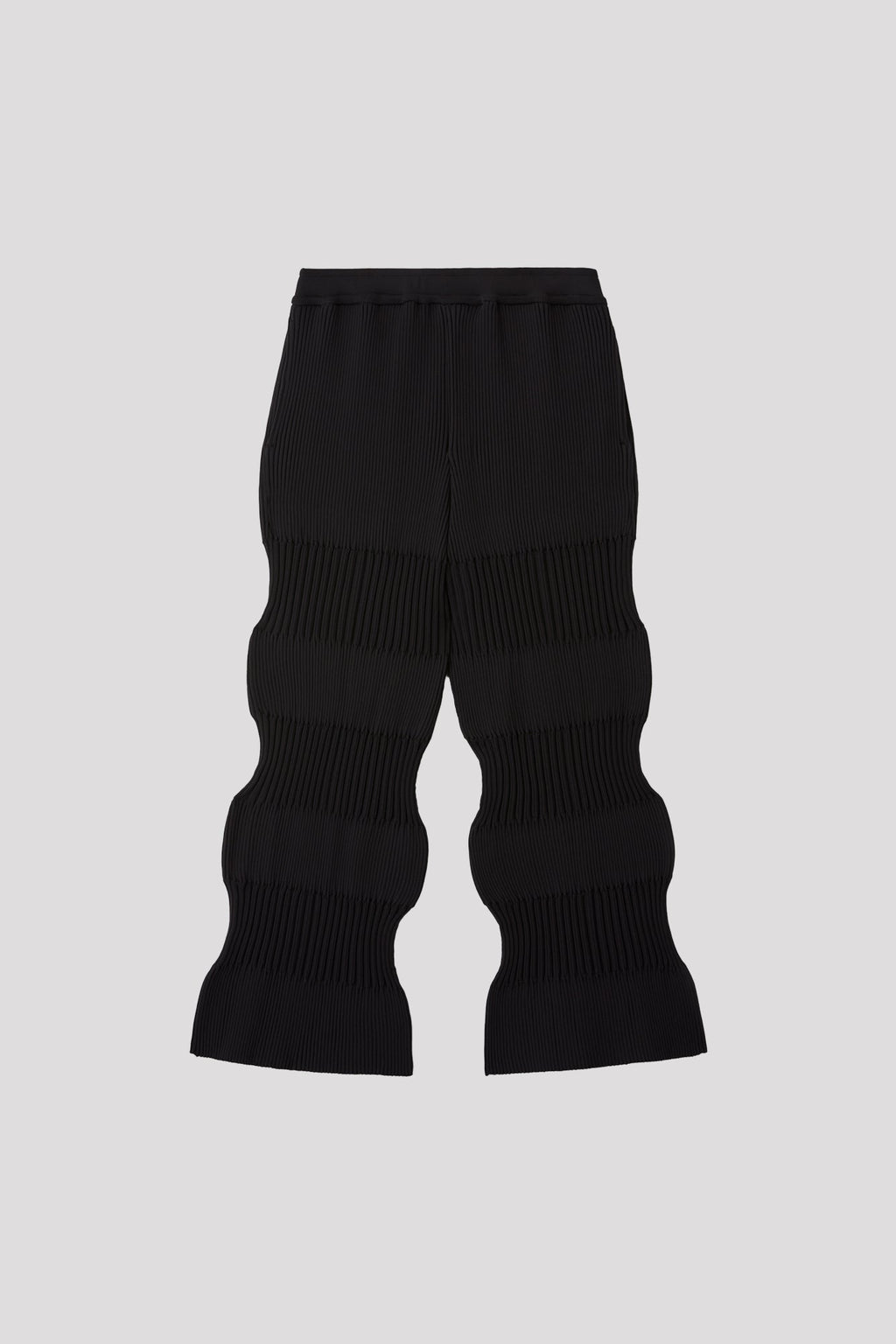 FLUTED PANTS - BLACK