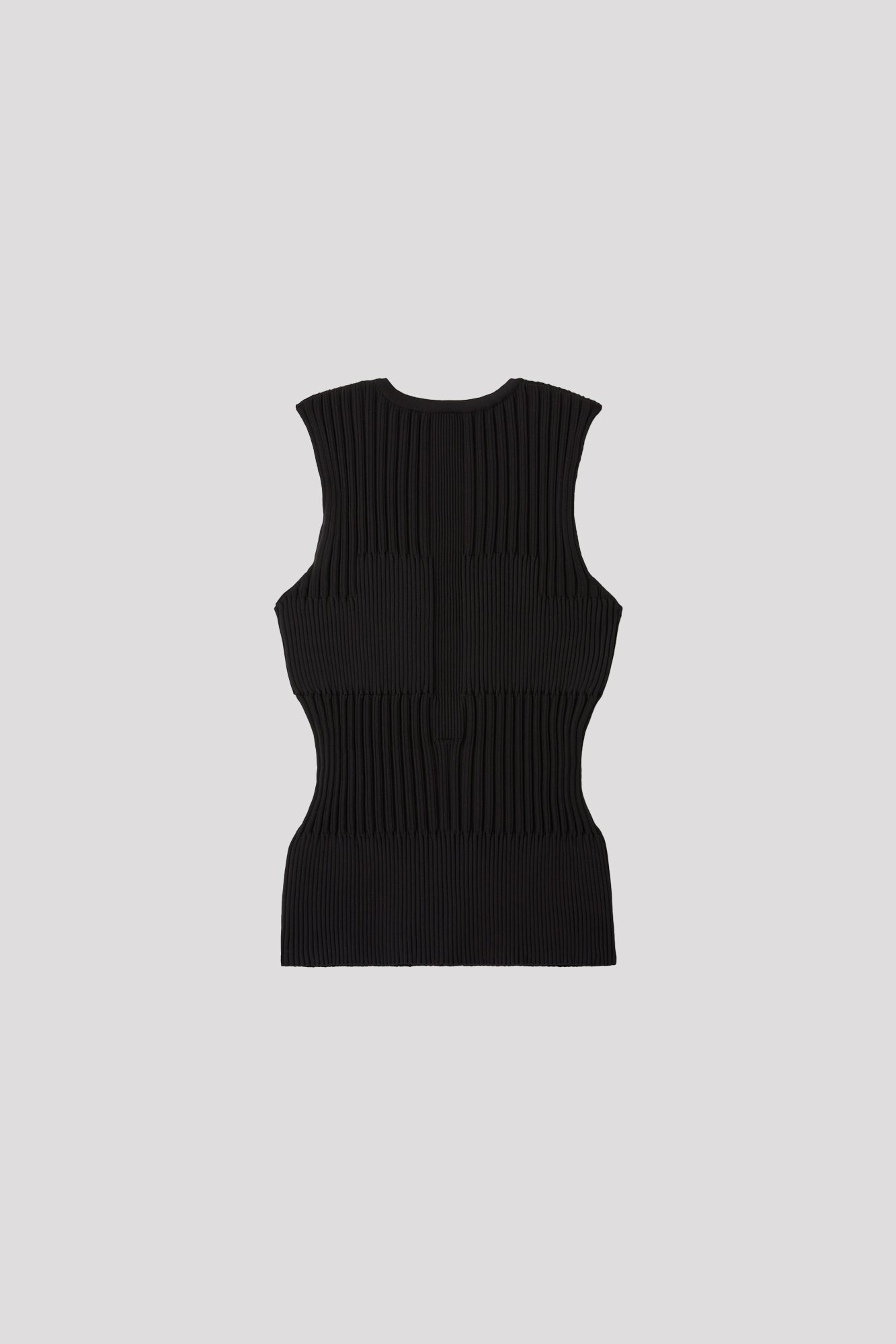 FLUTED SLEEVELESS TOP
