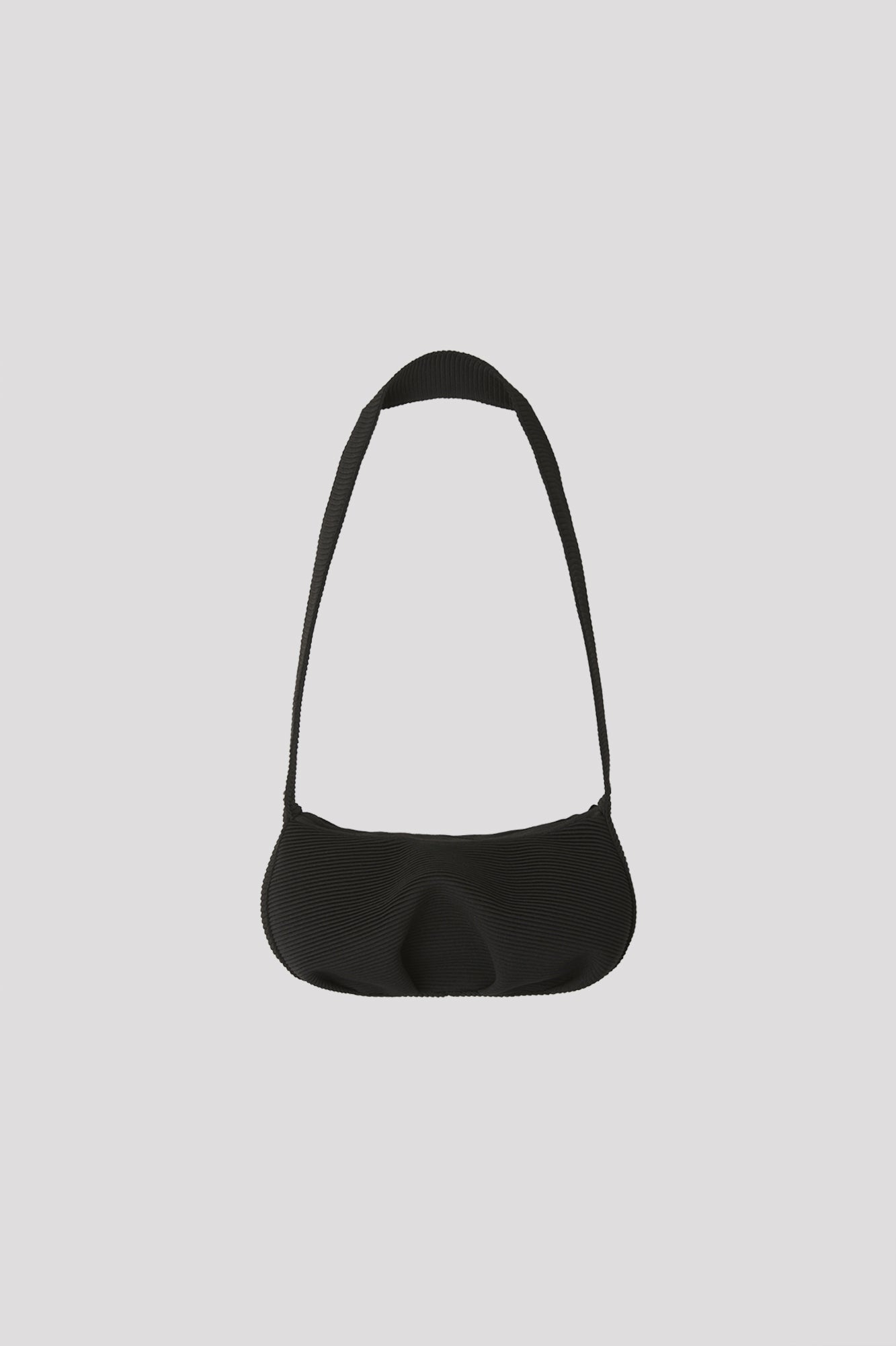 DOUGY TUCK CROSSBODY BAG - BLACK