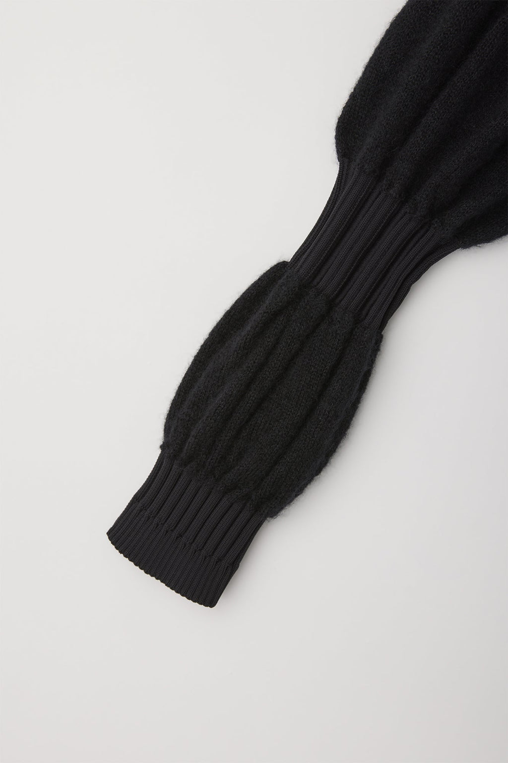 FLUTED MOHAIR CARDIGAN
