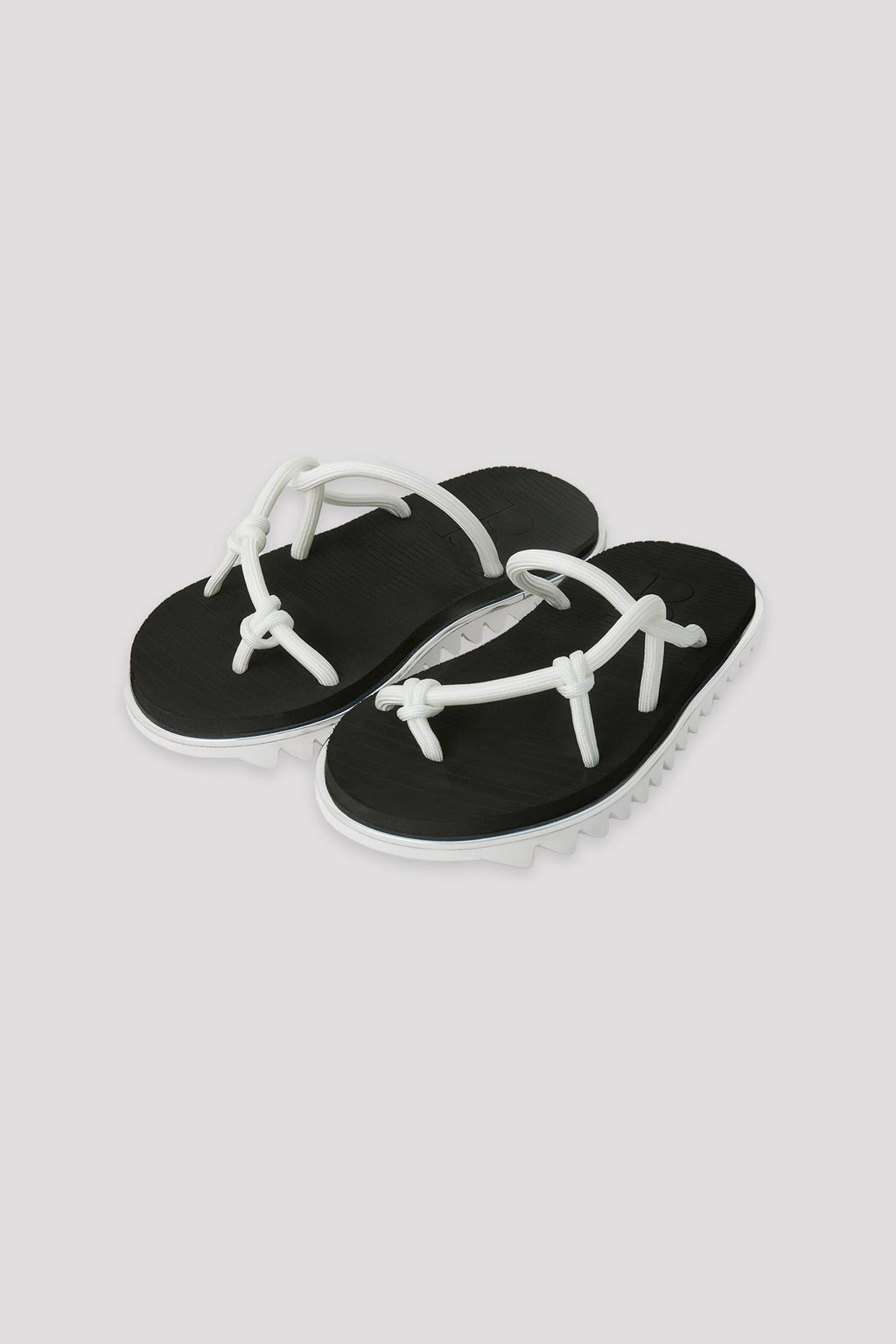 LINE SHARK SOLE SANDAL - WHITE-BLACK