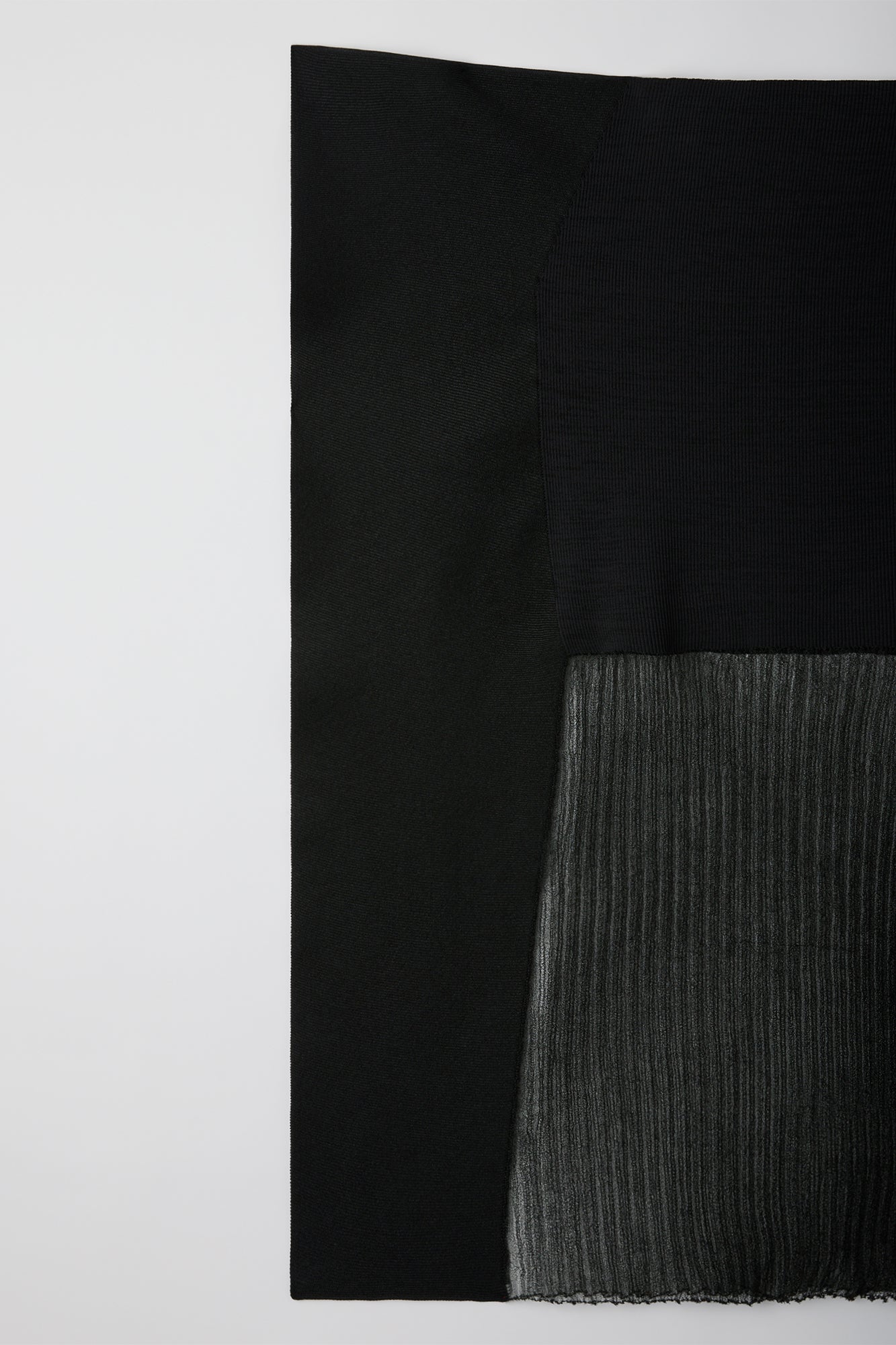 CREASE LUCENT SKIRT