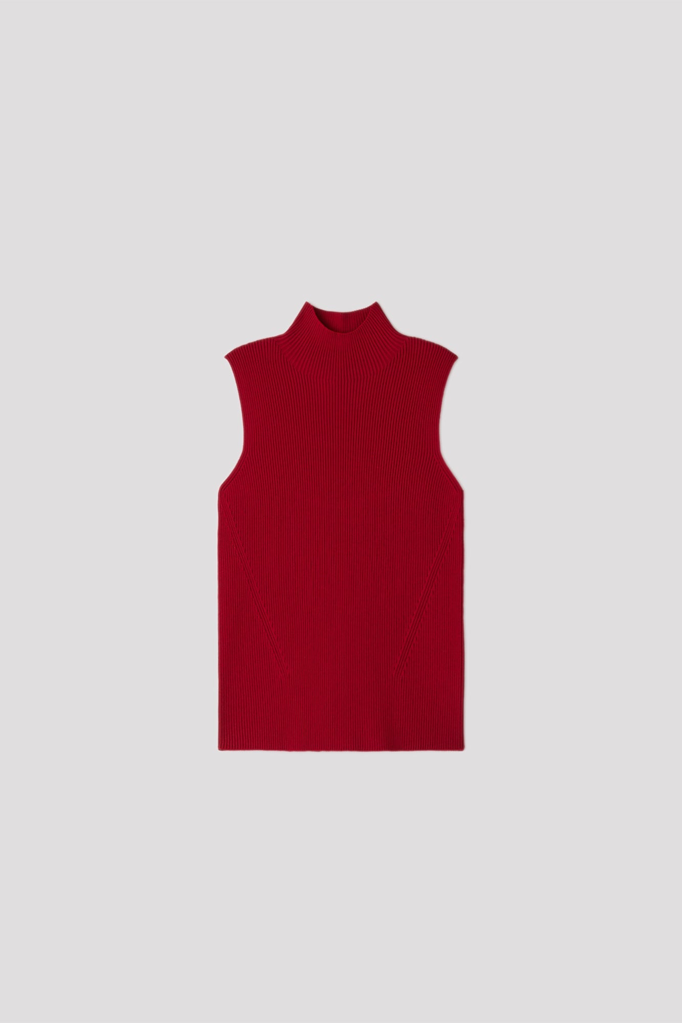 PORTRAIT SLEEVELESS TOP - MAROON RED