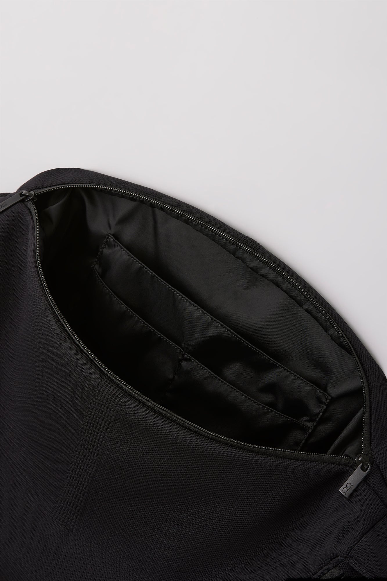 MILAN SHOULDER BAG
