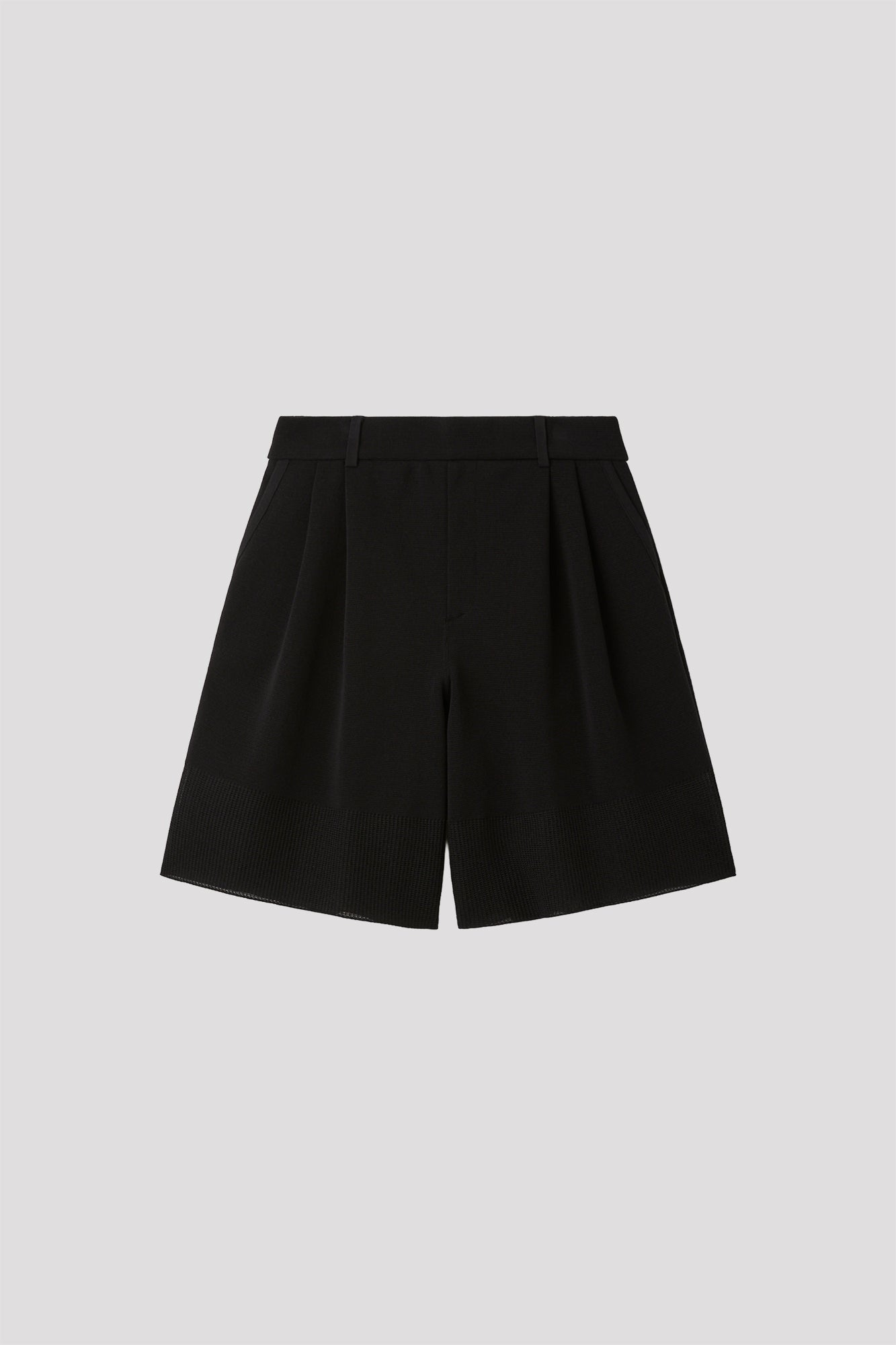 WAFFLE LUCENT HALF PANTS - BLACK