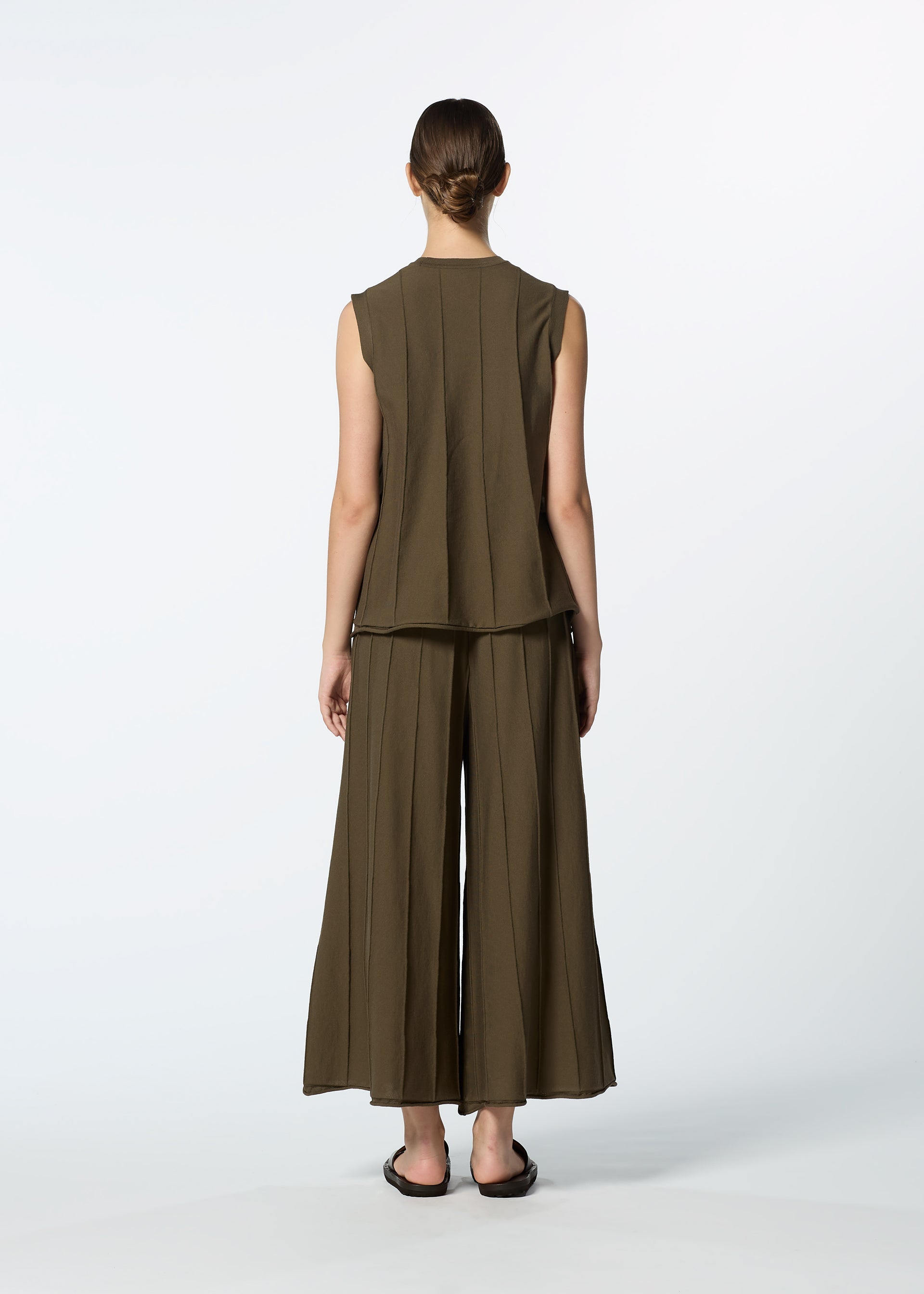 Radial Line Knit